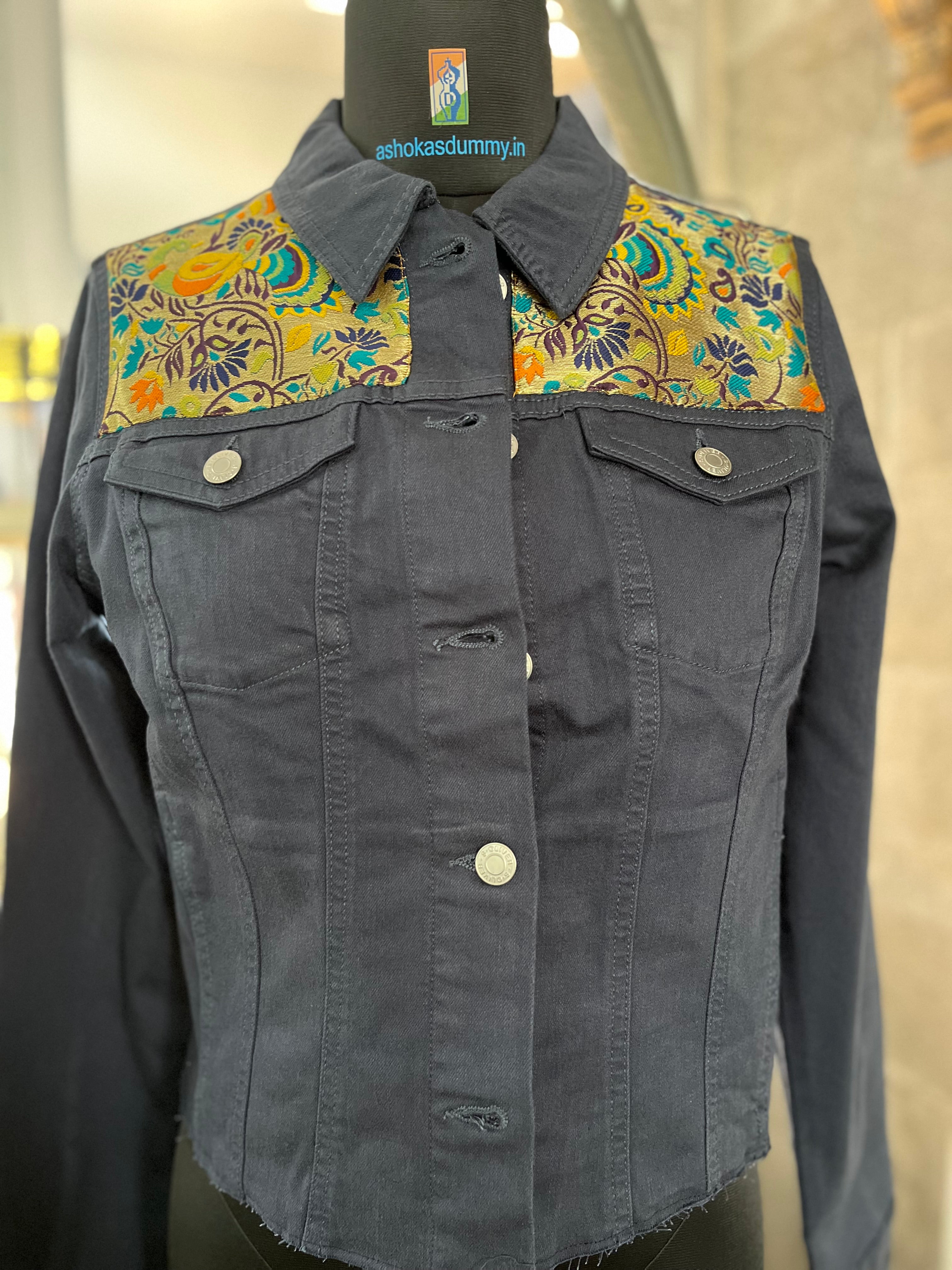 DENIM SHIRT JACKET - SIZE SMALL