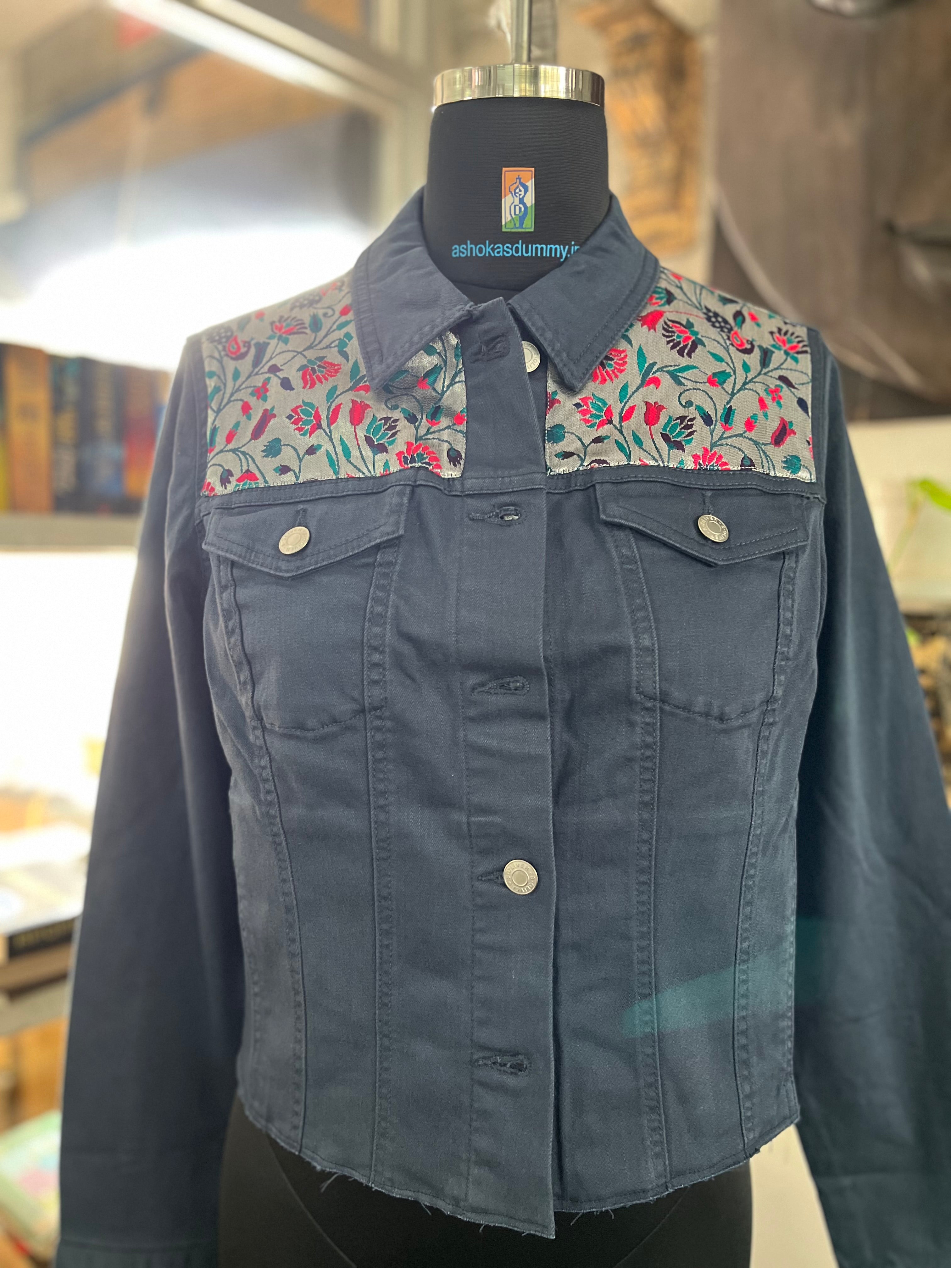 DENIM SHIRT JACKET - SIZE SMALL