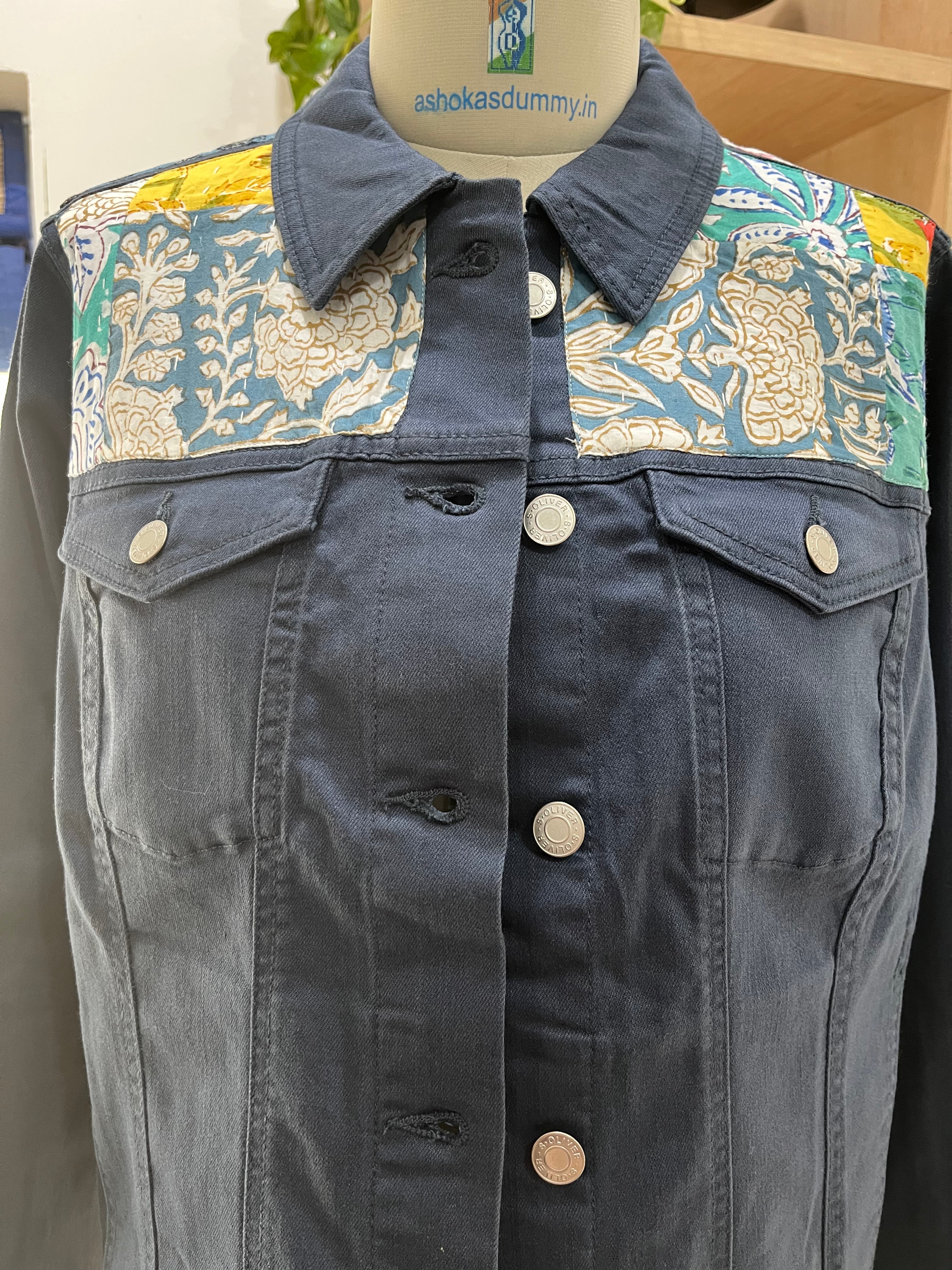 DENIM SHIRT JACKET - SIZE MEDIUM